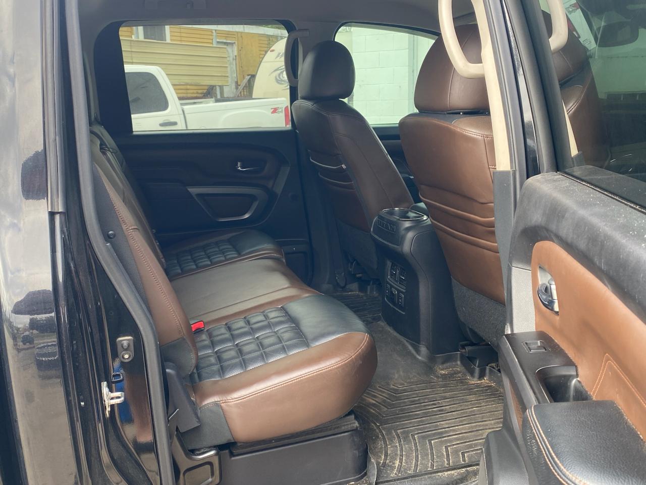 1N6BA1F48GN503260 NISSAN TITAN 2016