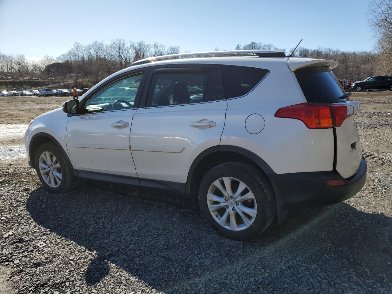 2014 Toyota RAV 4 - Image 2