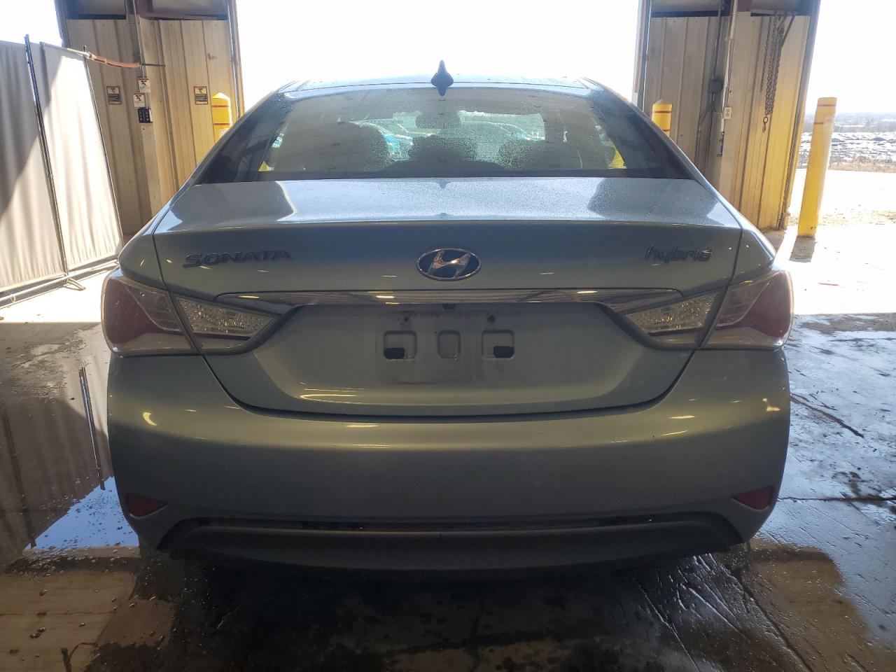 2011 Hyundai Sonata - Image 6