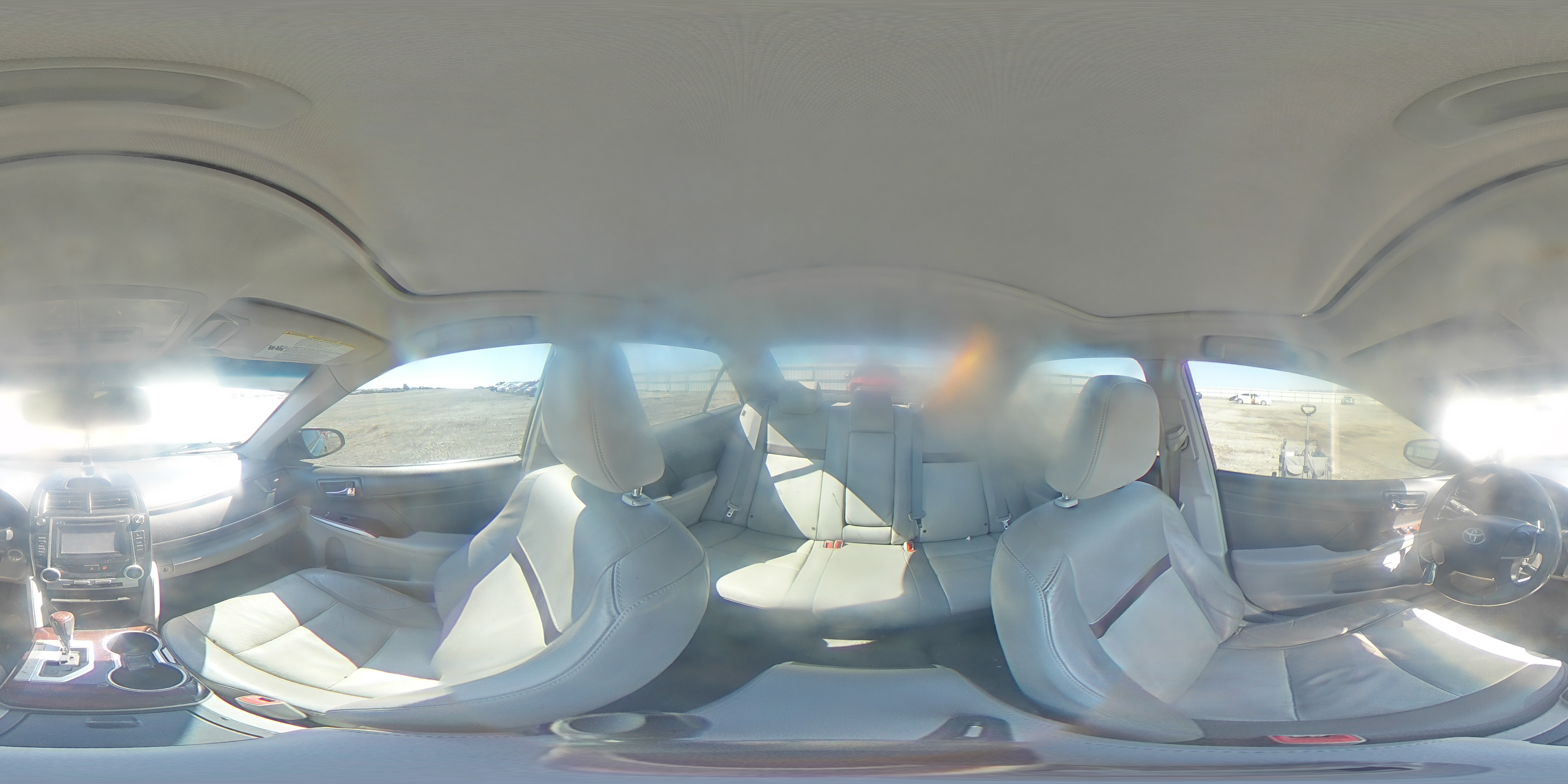 2013 Toyota Camry - Image 12