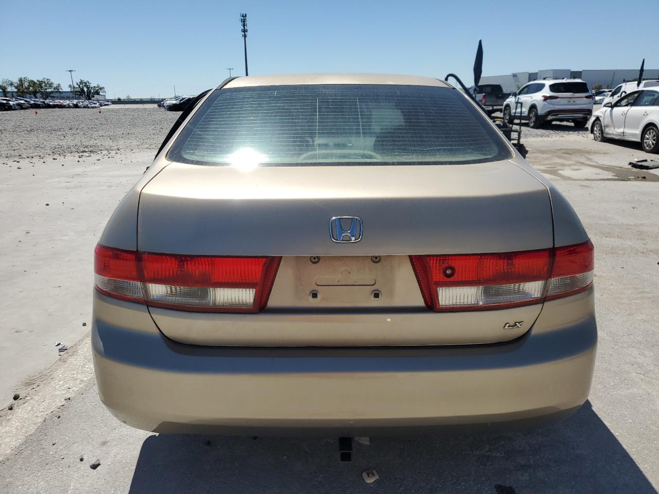 2003 Honda Accord - Image 6