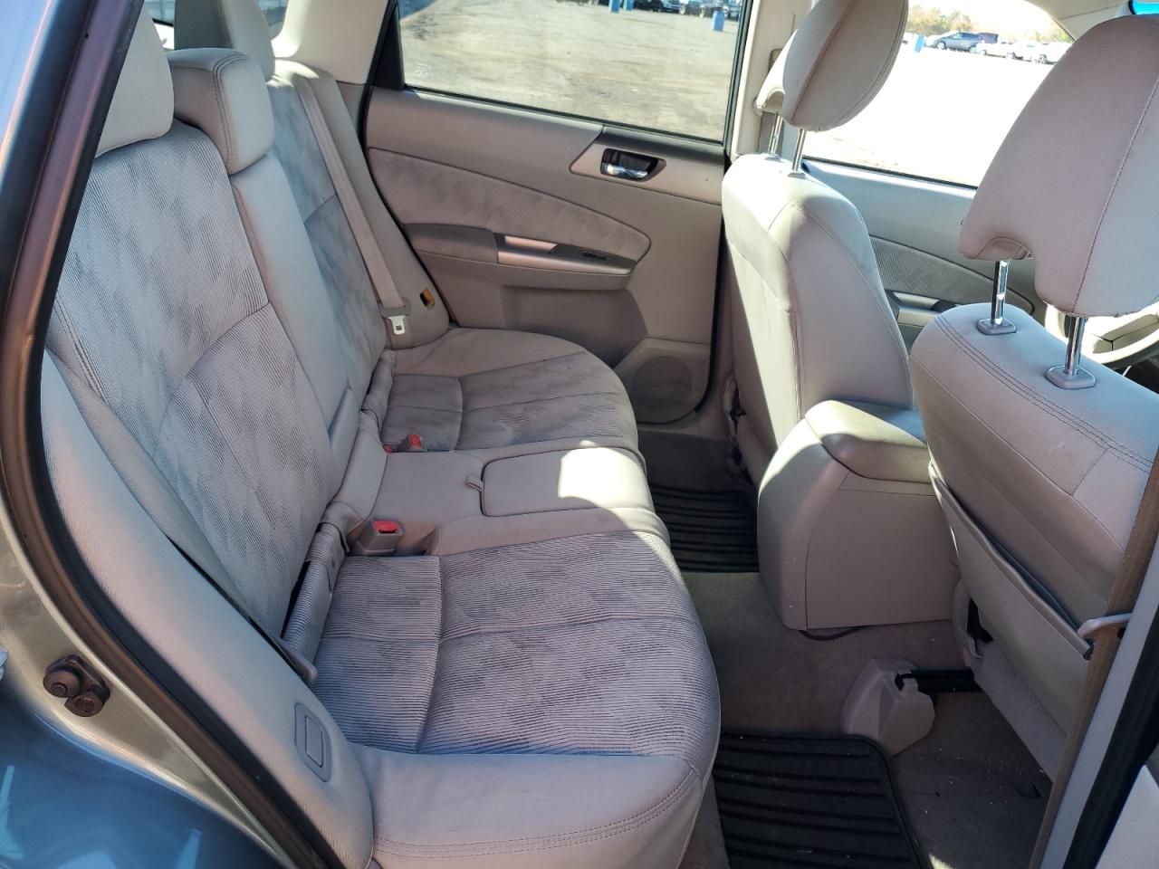 2010 Subaru Forester - Image 11
