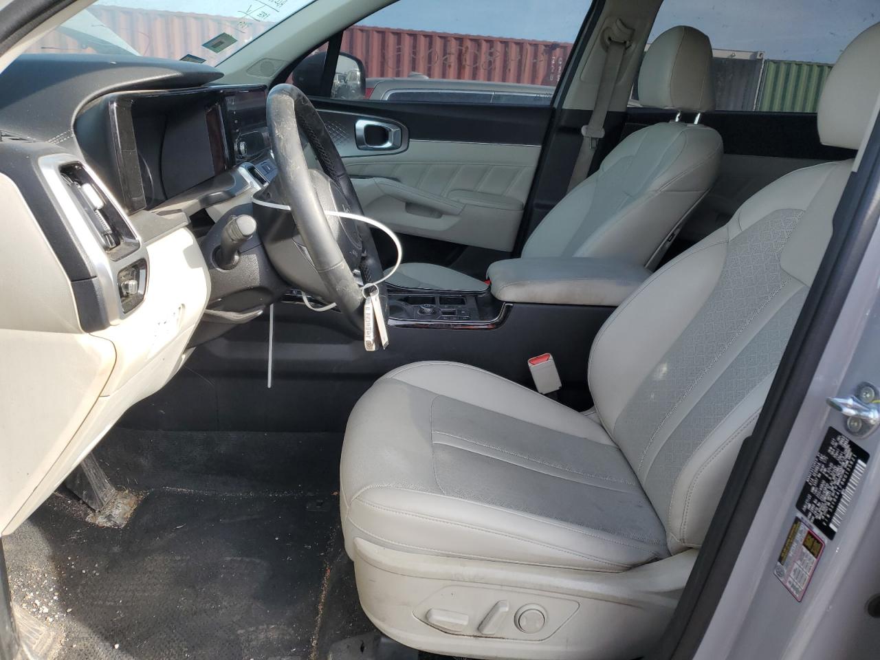 2022 Kia Sorento - Image 7