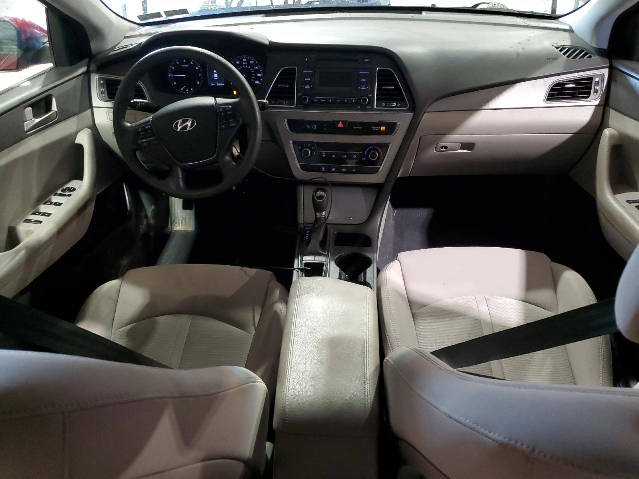 2015 Hyundai Sonata - Image 8