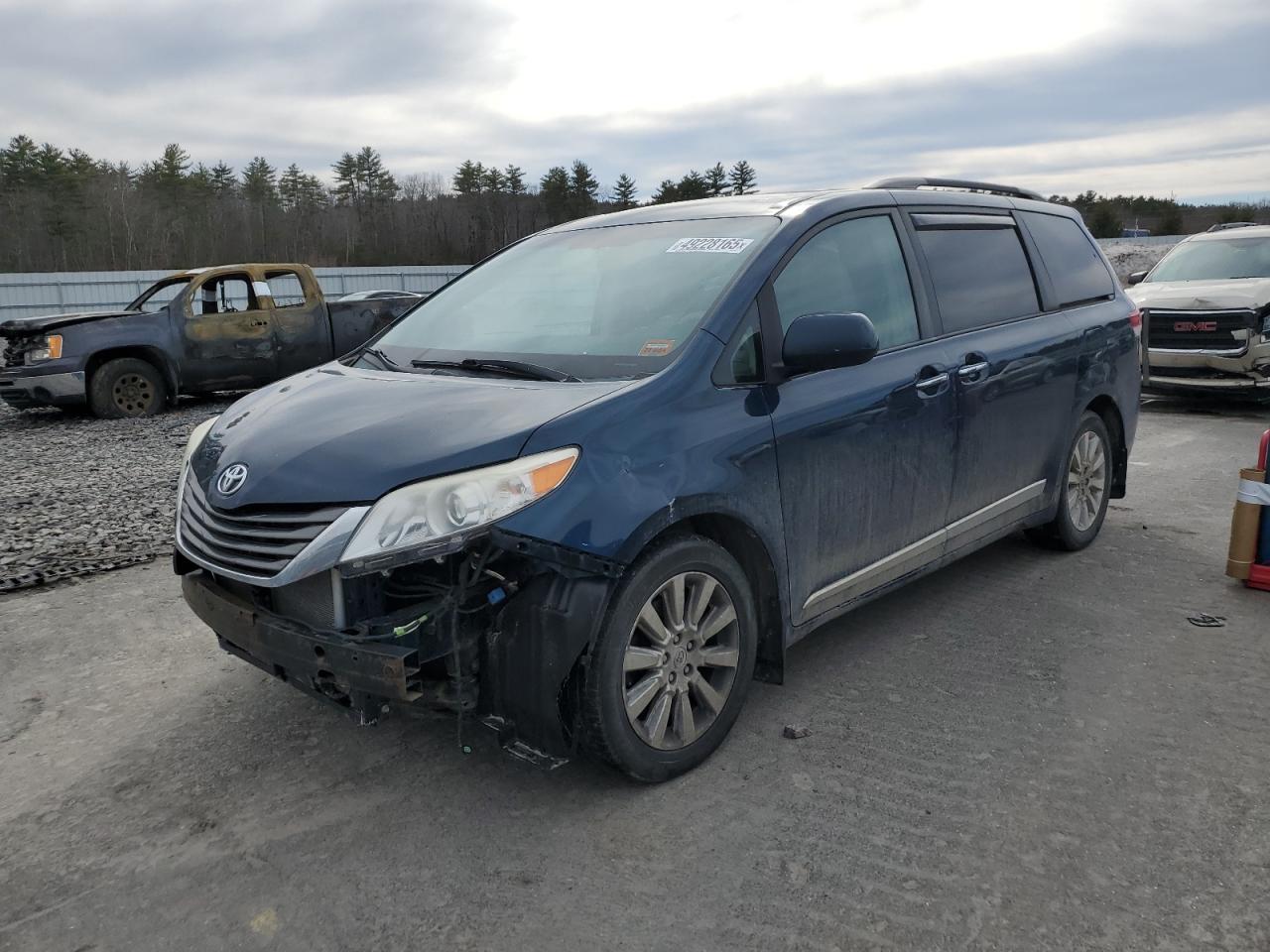 2011 Toyota Sienna - Image 1