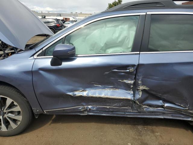  SUBARU OUTBACK 2017 Granatowy