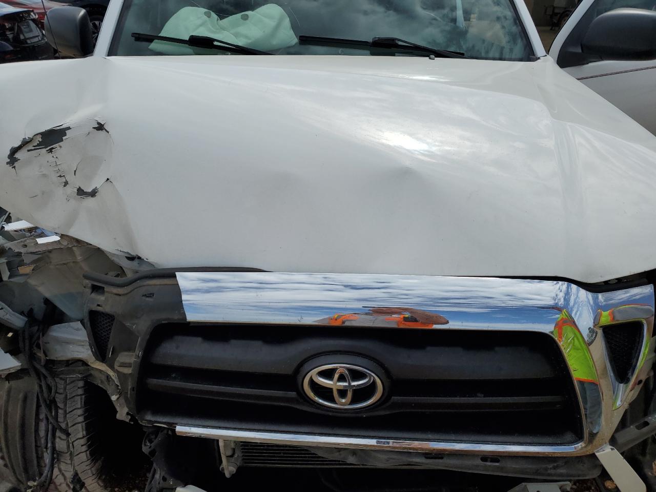 2006 Toyota Tacoma - Image 12