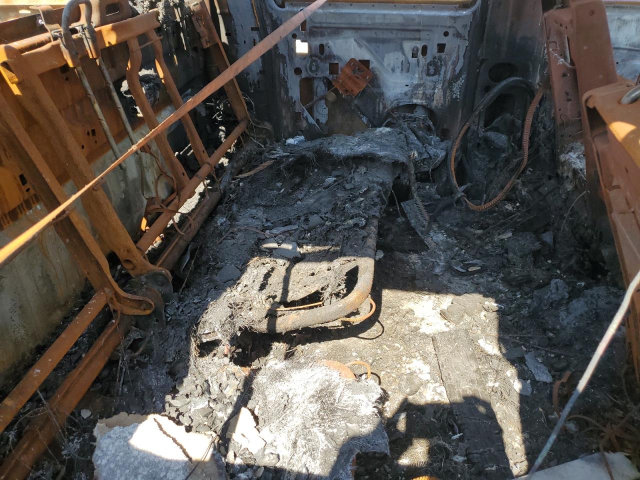 2013 Ford F150 Supercrew VIN: 1FTFW1EF0DKE72463 Lot: 46505785