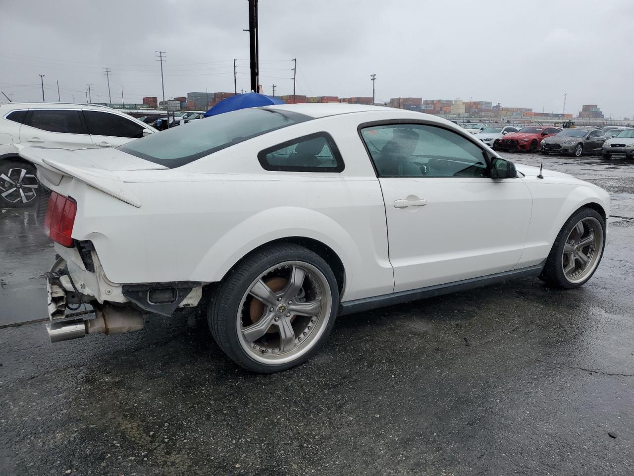 2006 Ford Mustang - Image 3