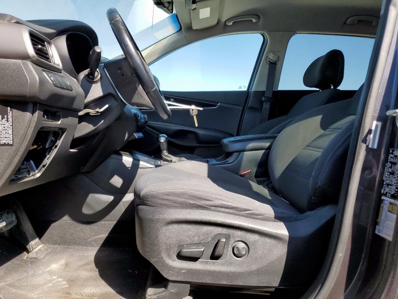 2016 Kia Sorento - Image 7