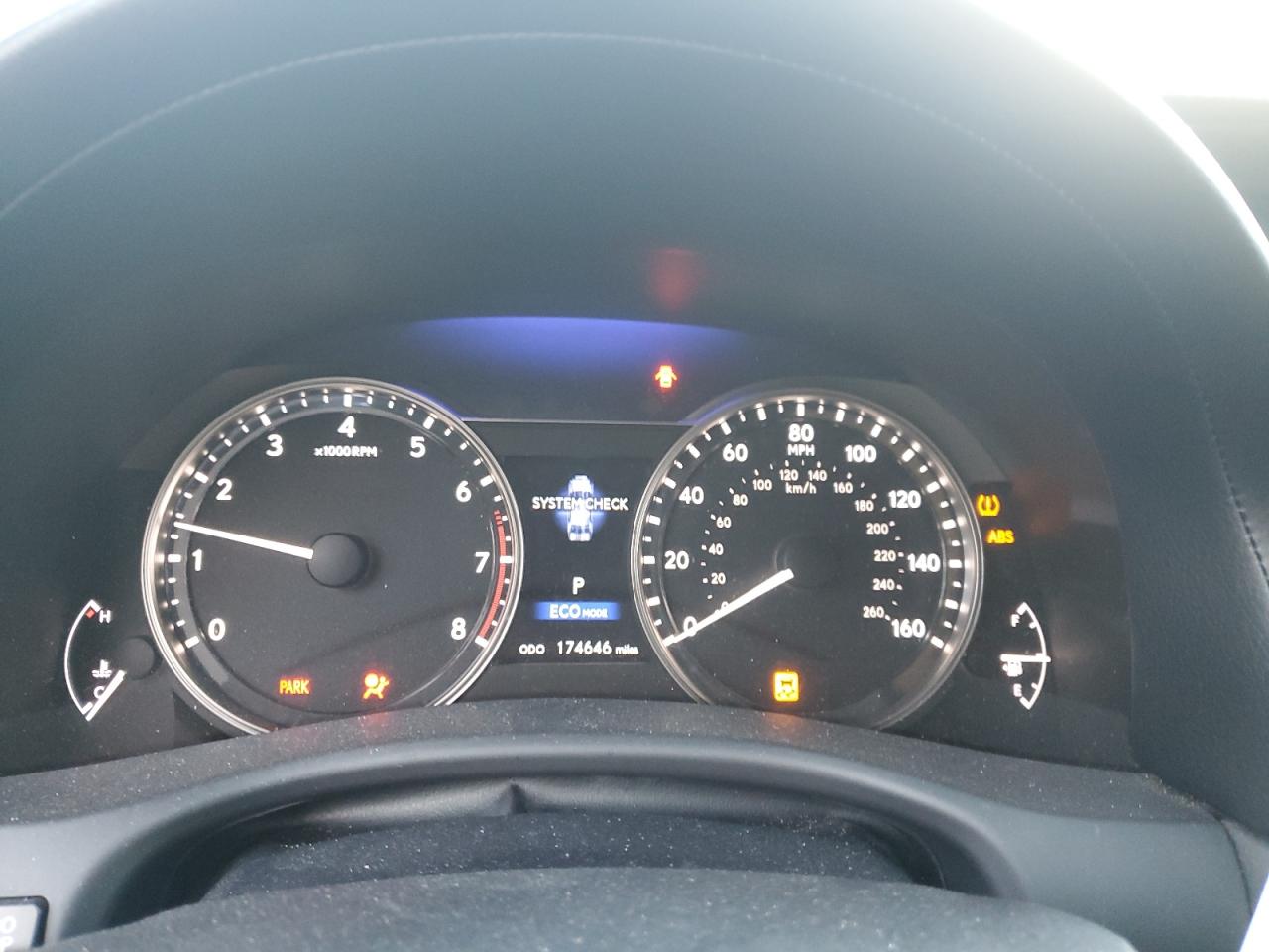 2014 Lexus GS - Image 9