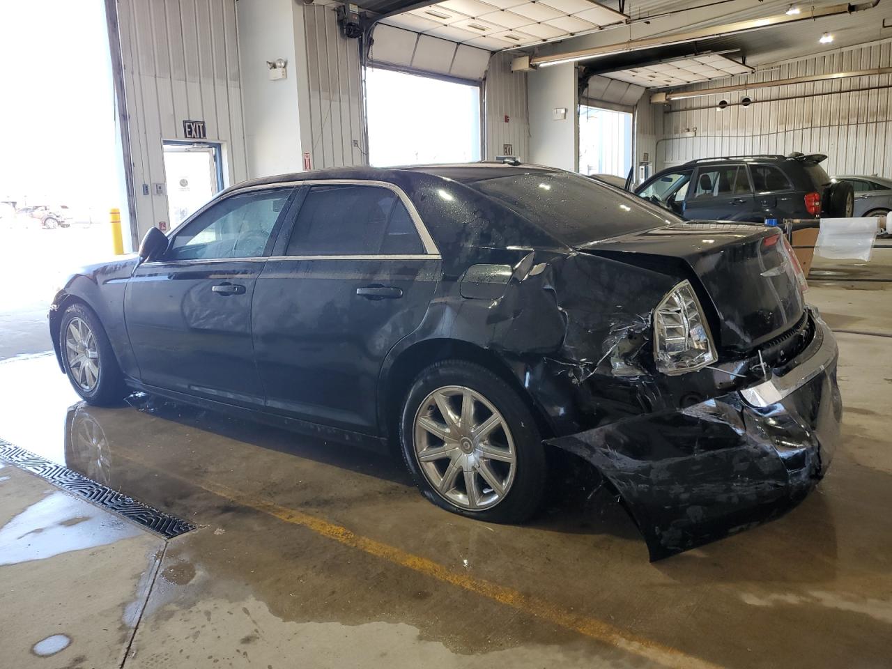 2014 Chrysler 300 - Image 2