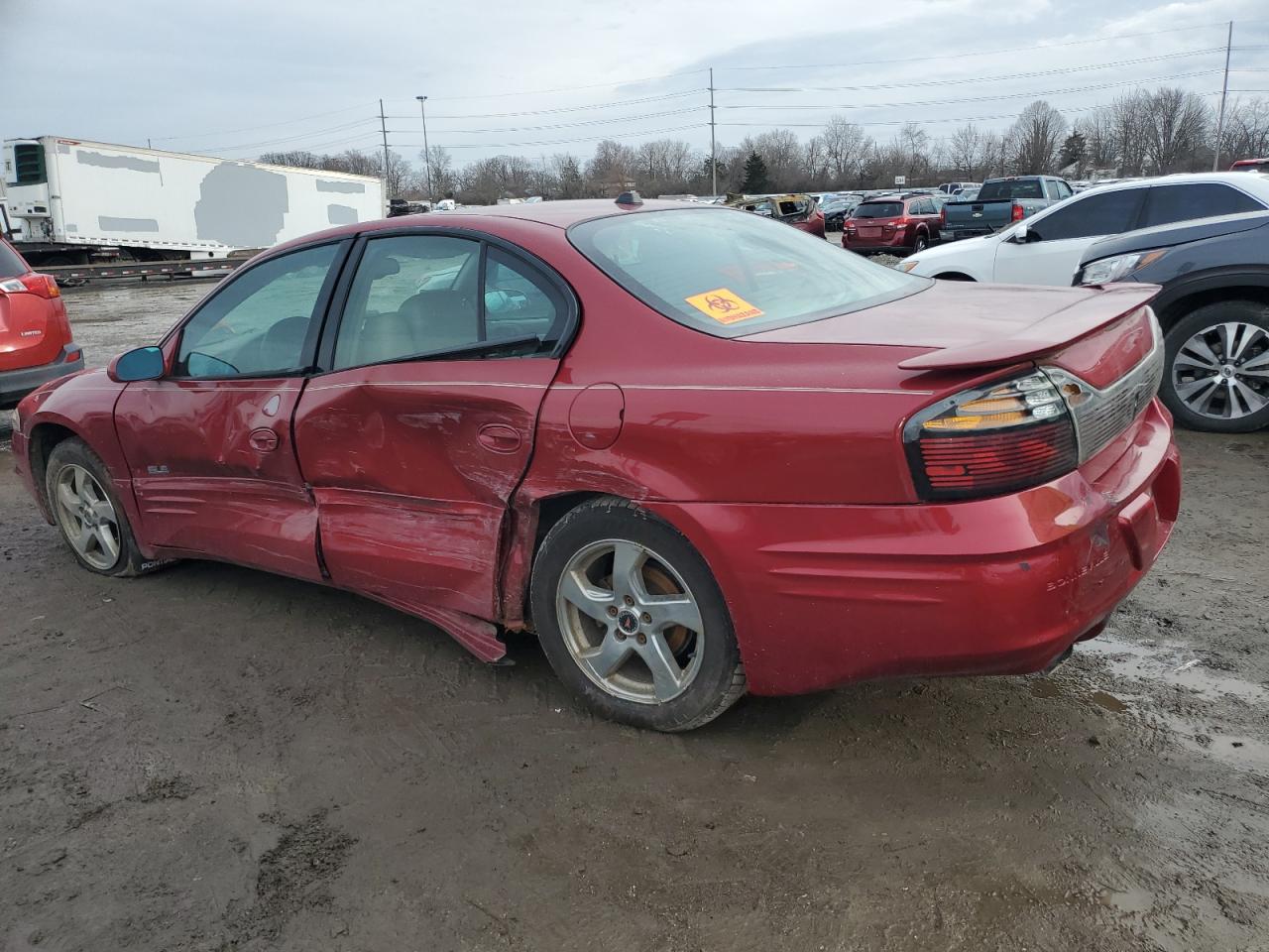 2004 Pontiac Bonneville - Image 2