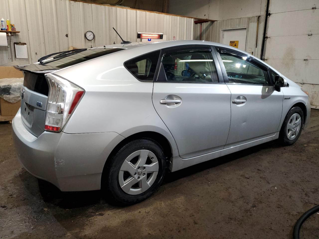 2011 Toyota Prius - Image 3