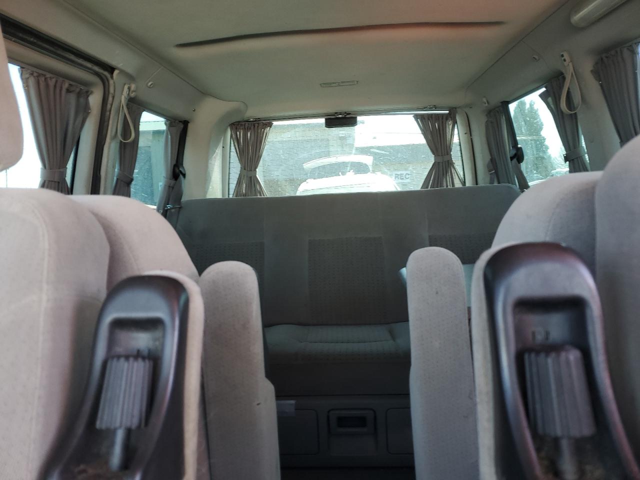 2001 Volkswagen EuroVan - Image 10