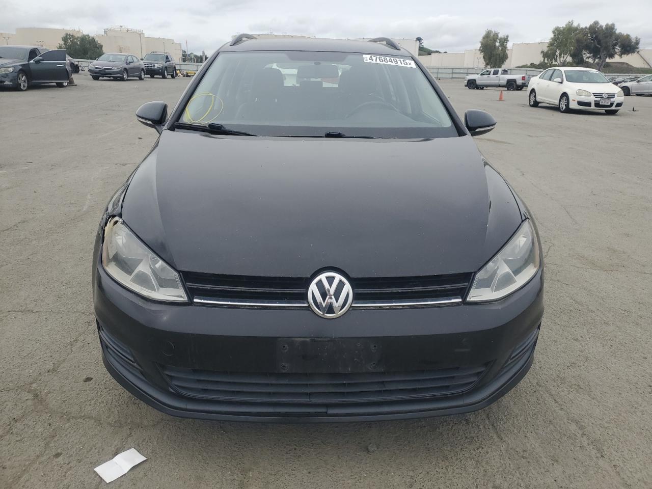 2015 Volkswagen Golf - Image 5