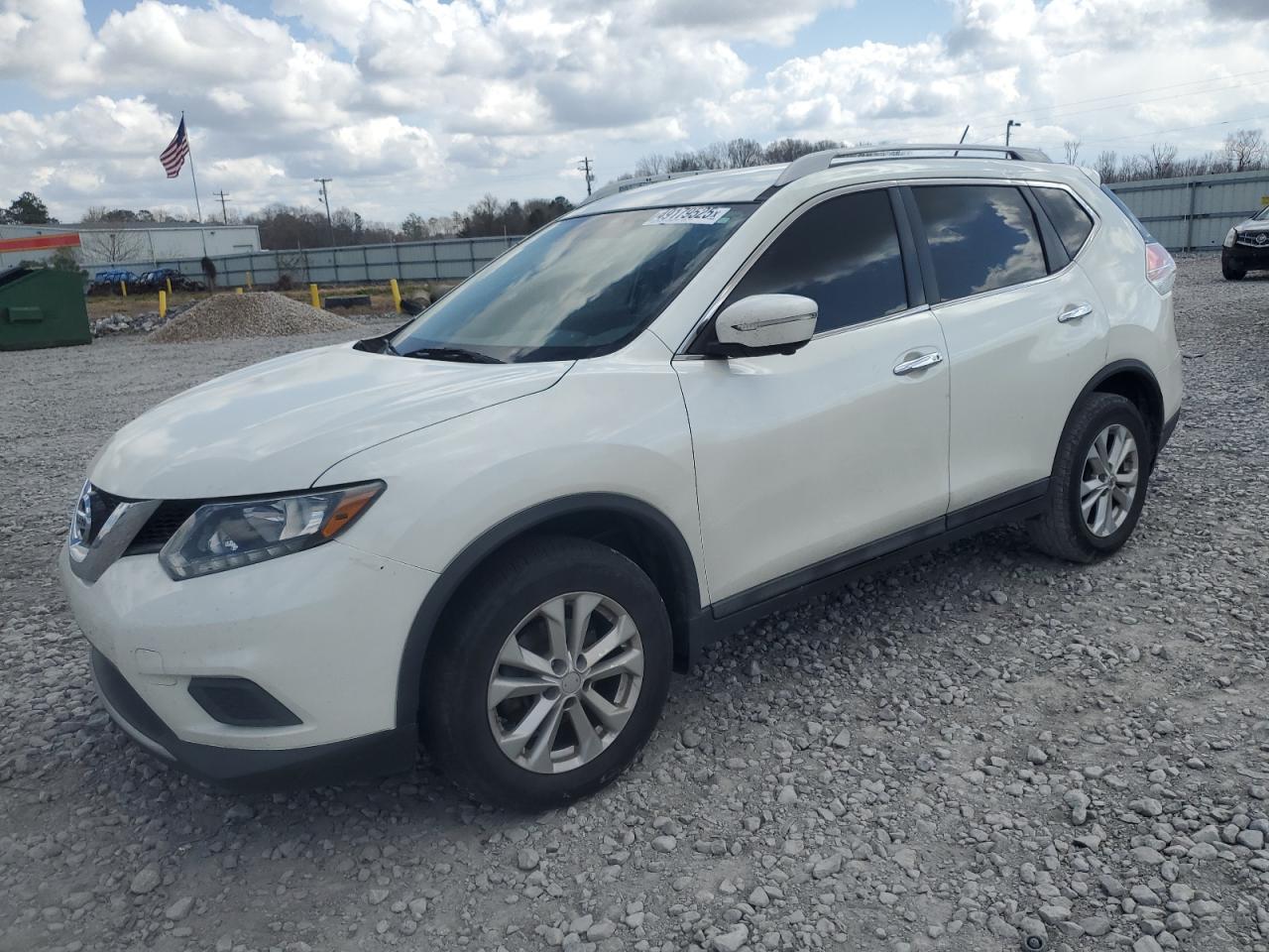 2015 Nissan Rogue - Image 1