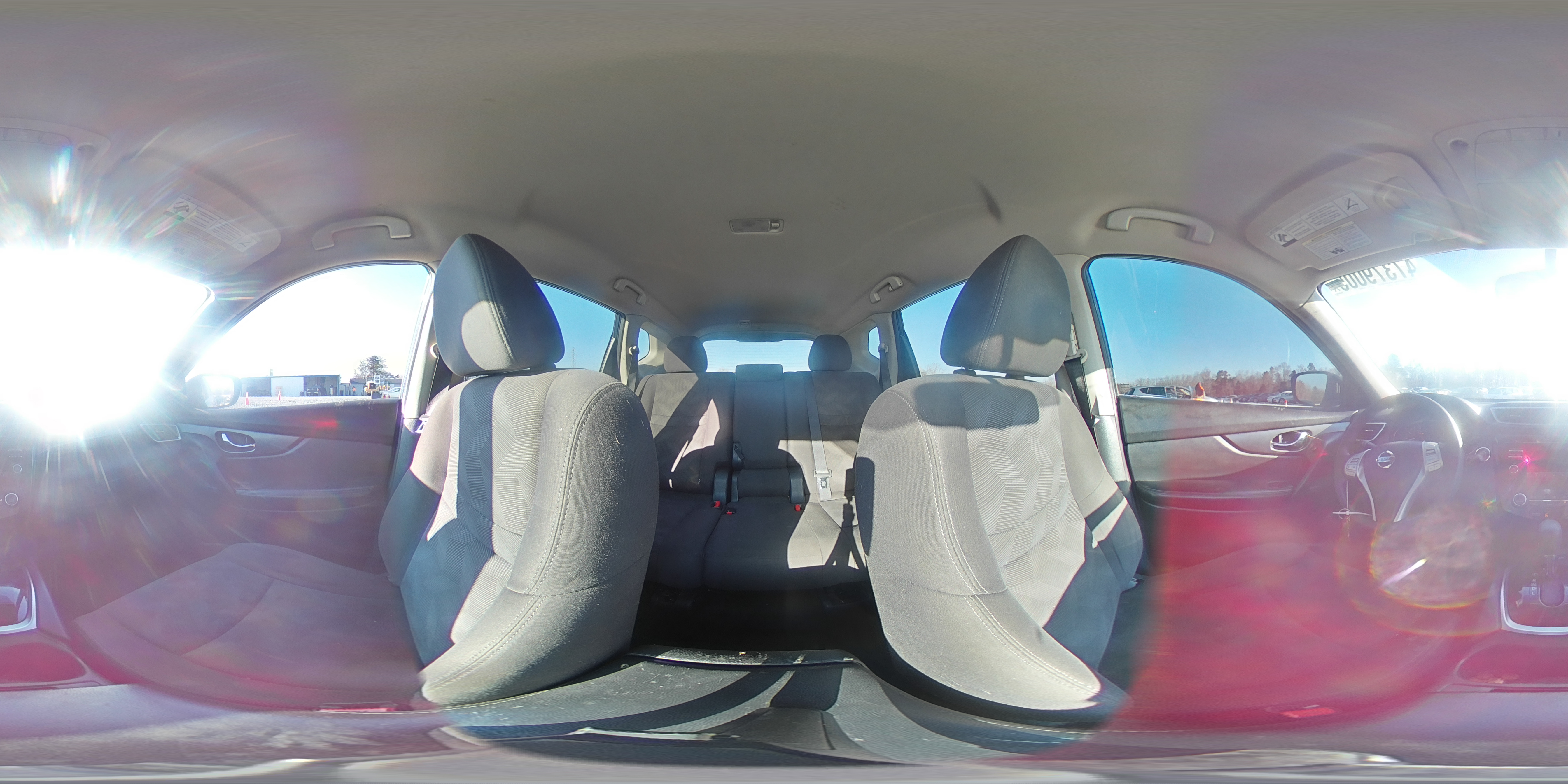 2016 Nissan Rogue - Image 14