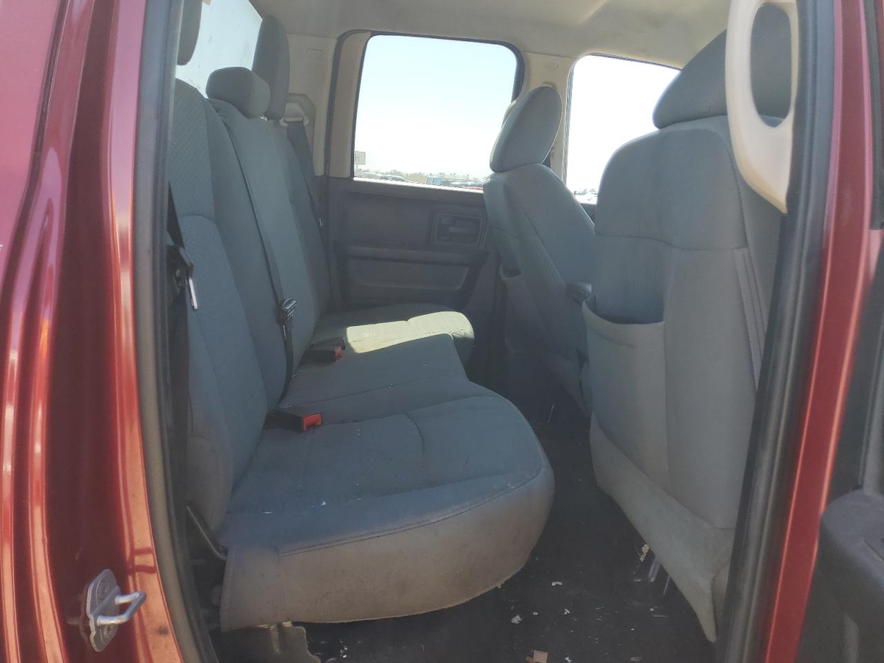 2013 RAM 1500 - Image 10