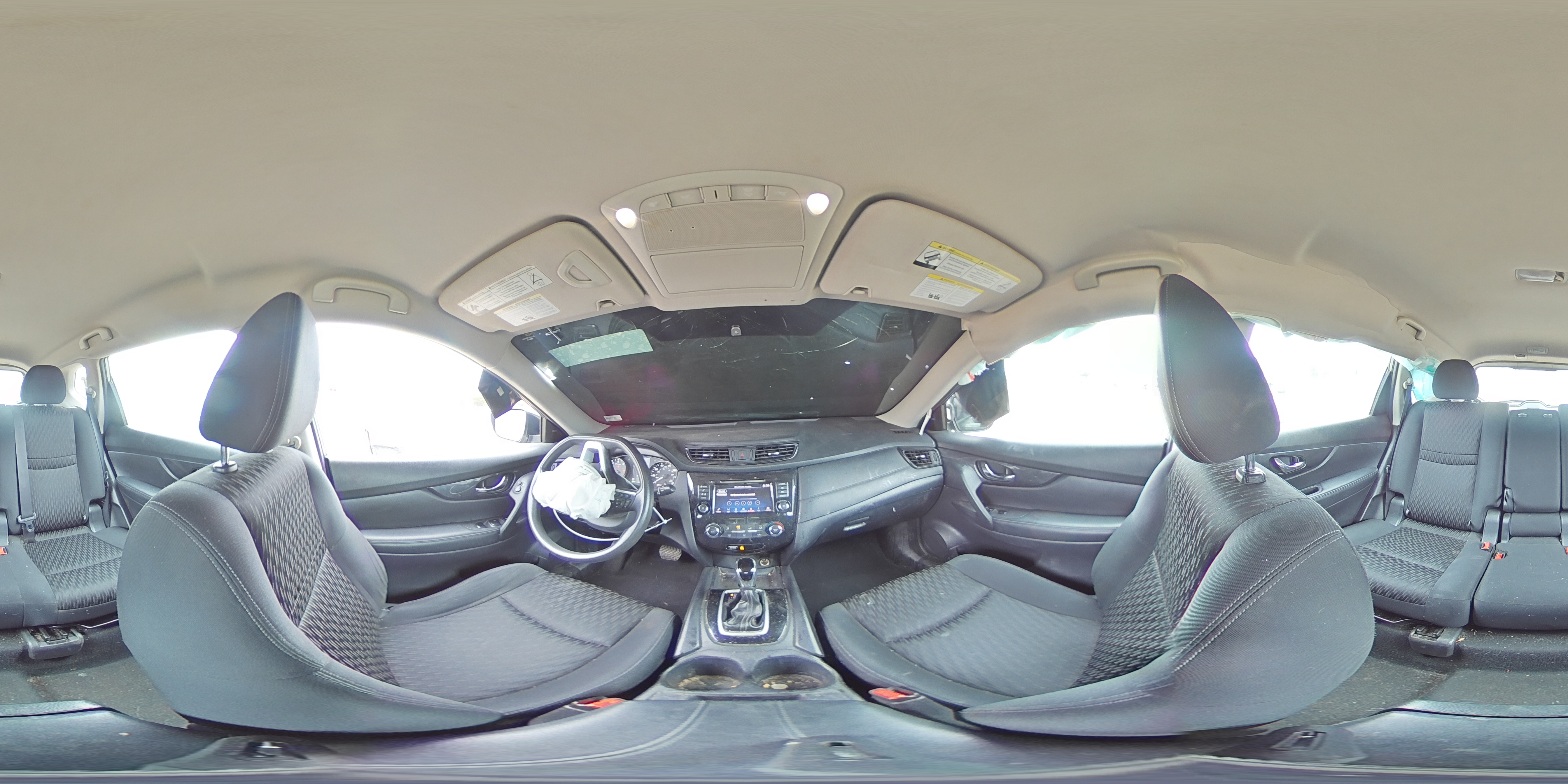 2018 Nissan Rogue - Image 14