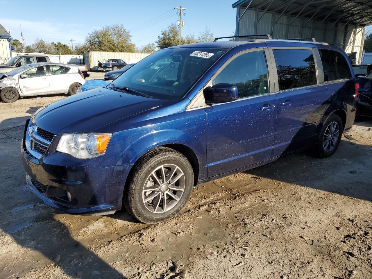 2017 Dodge Caravan - Image 1
