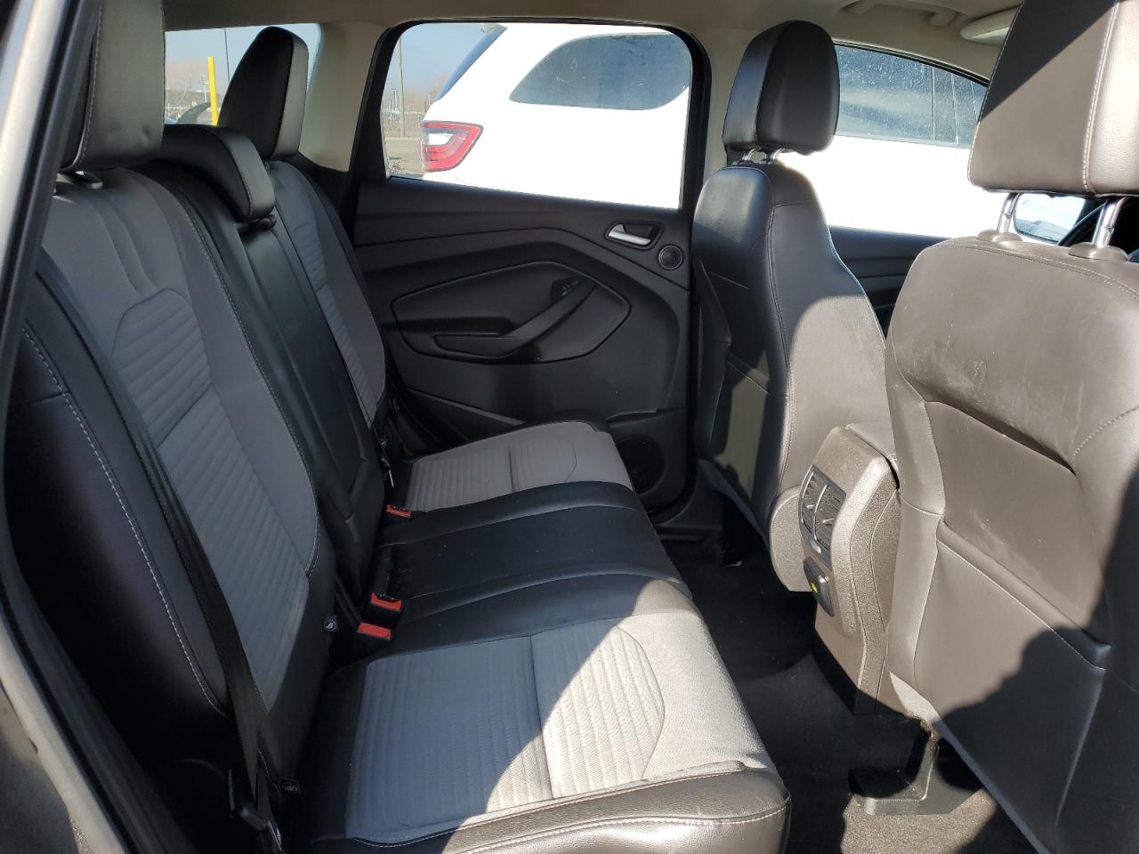 1FMCU9JD1HUC64058 FORD ESCAPE 2017