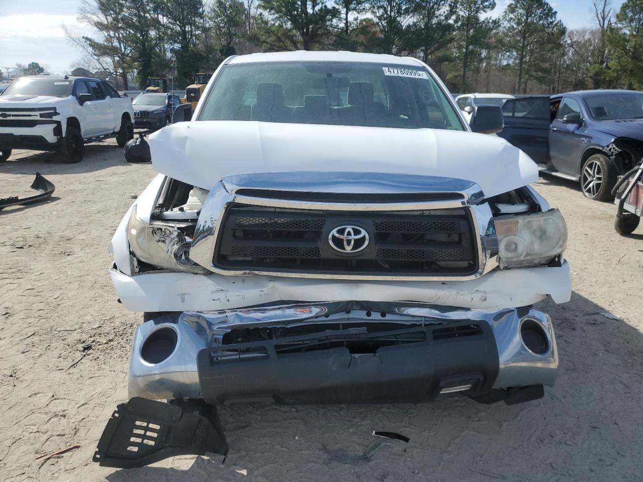 2011 Toyota Tundra - Image 5