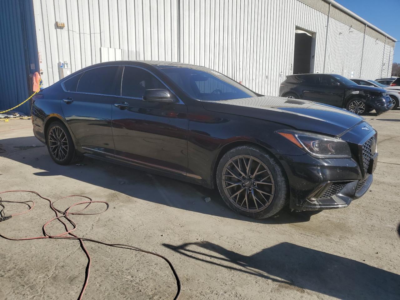 2018 Genesis G80 - Image 4
