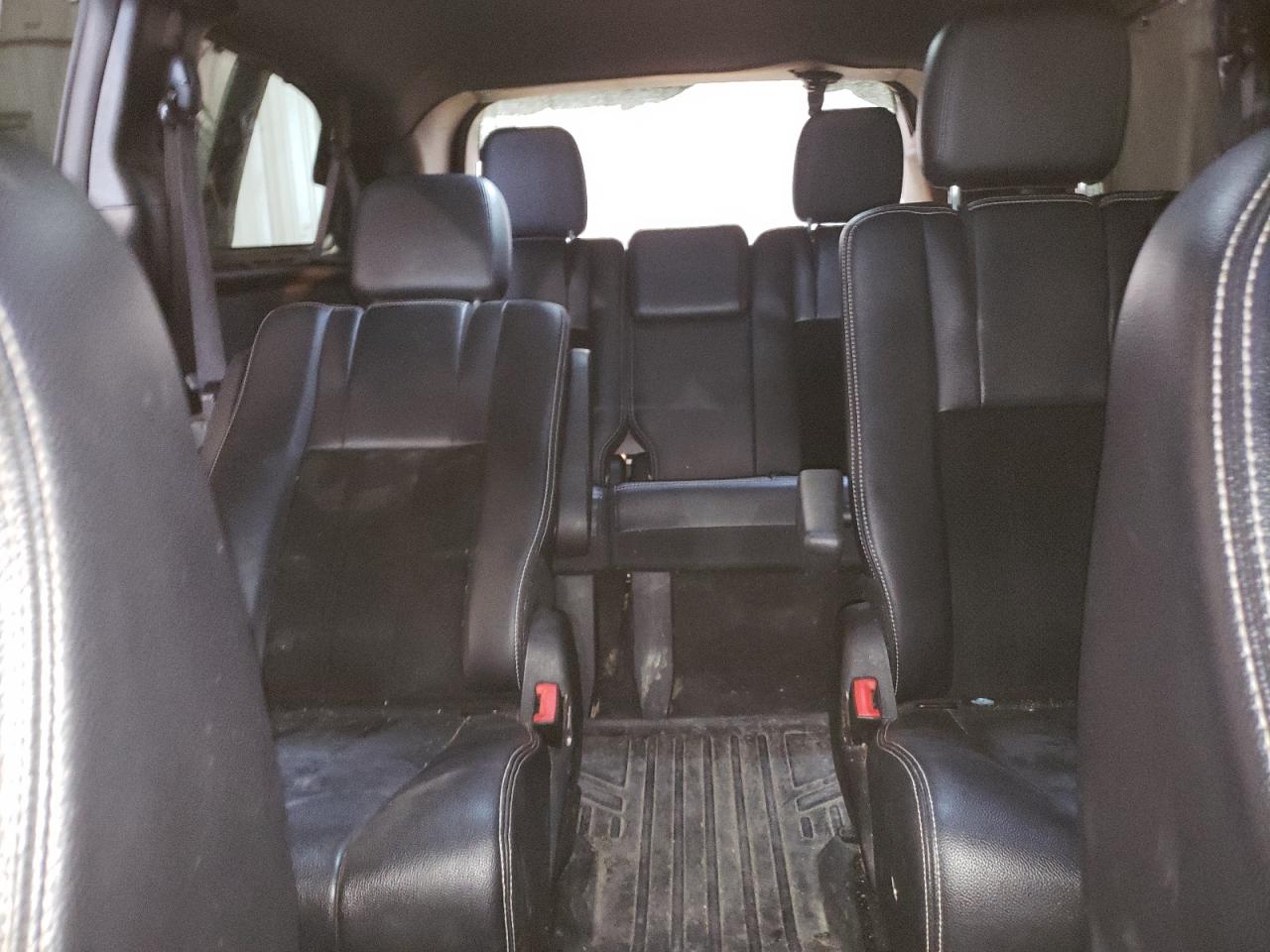 2017 Dodge Caravan - Image 10