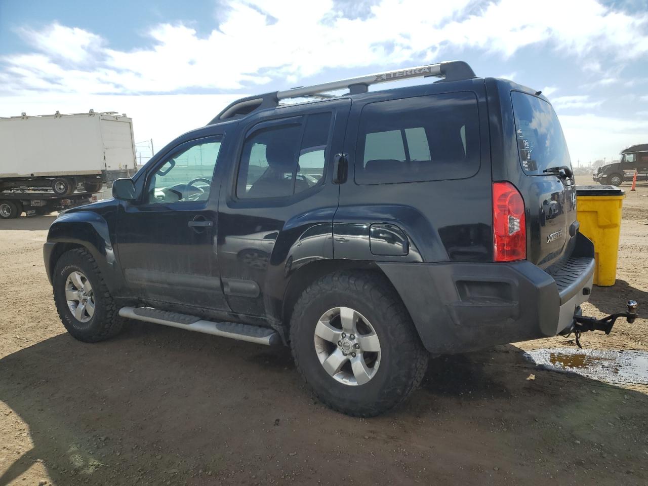 2013 Nissan XTerra - Image 2