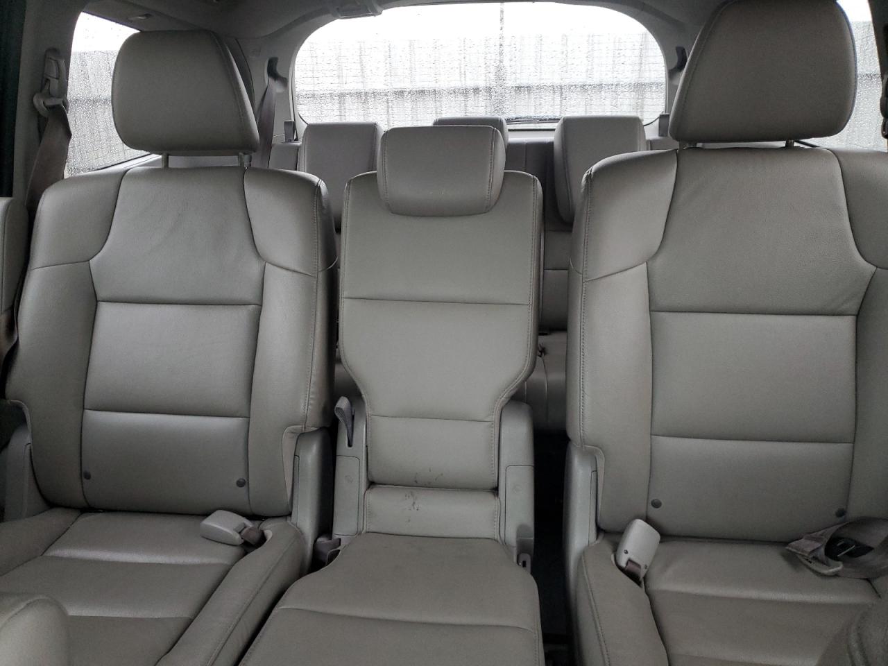 2015 Honda Odyssey - Image 10