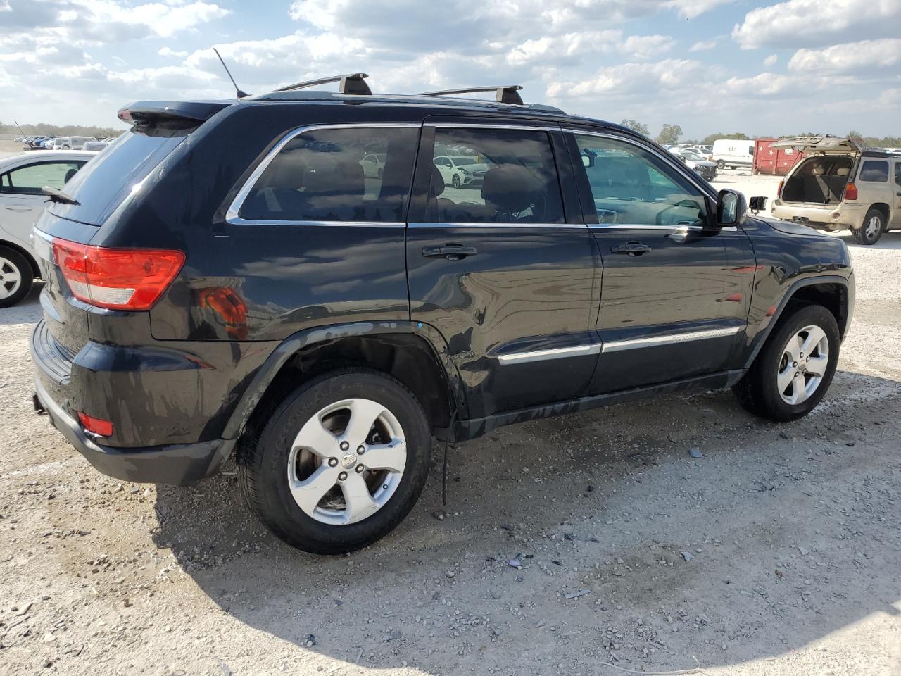 2012 Jeep Grand Cherokee - Image 3