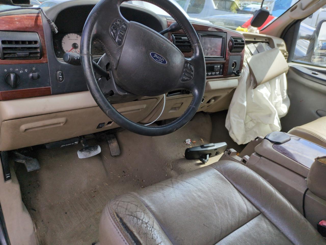 2005 Ford F250 - Image 8