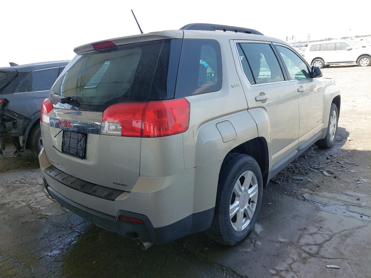 2GKFL8E35F6175268 - 2011 Gmc Terrain - #50278445