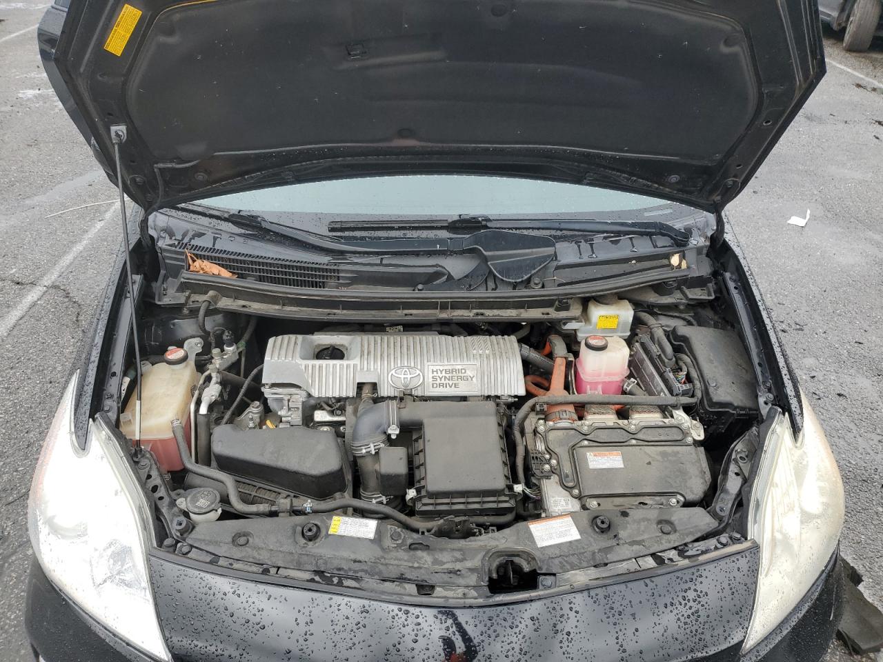 2015 Toyota Prius - Image 11