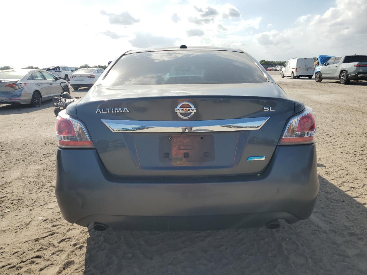 2013 Nissan Altima - Image 6