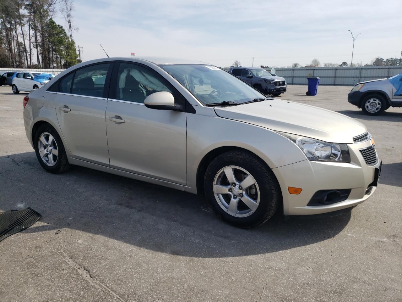 2013 Chevrolet Cruze - Image 4