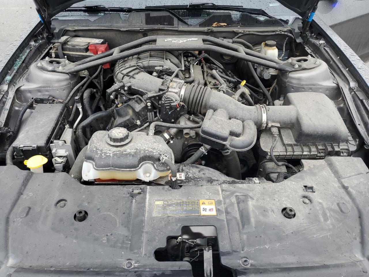 2013 Ford Mustang - Image 12