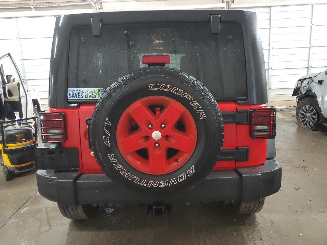 2016 Jeep Wrangler - Image 6