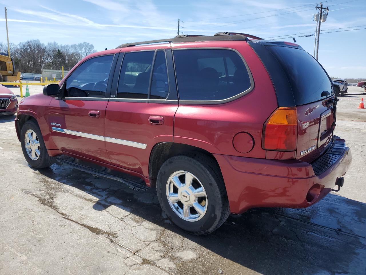2006 GMC Envoy - Image 2
