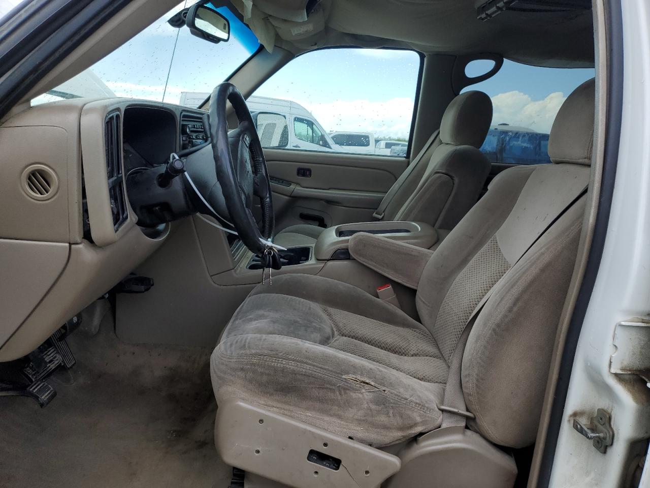 2004 Chevrolet Silverado - Image 7