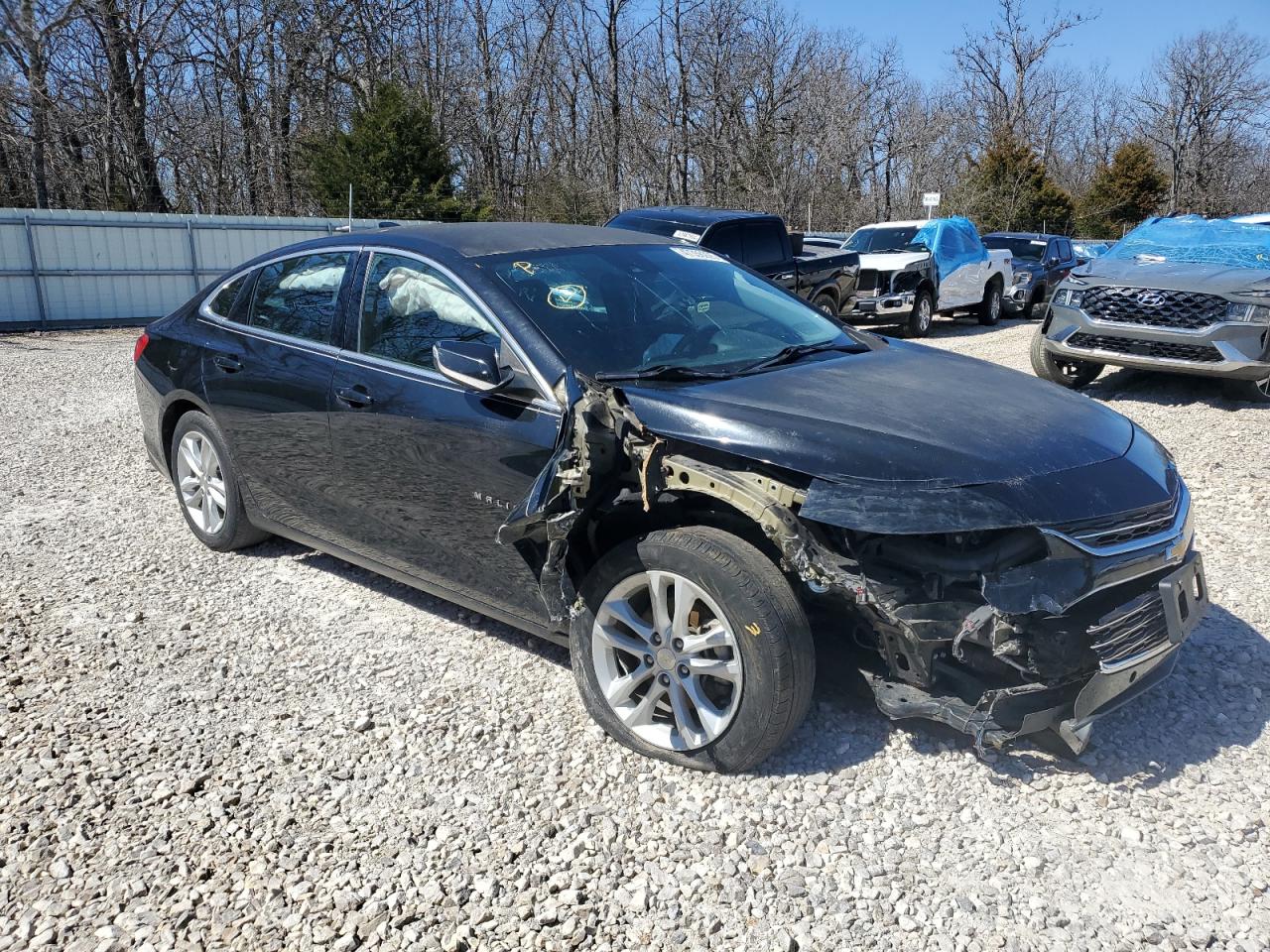2016 Chevrolet Malibu - Image 4