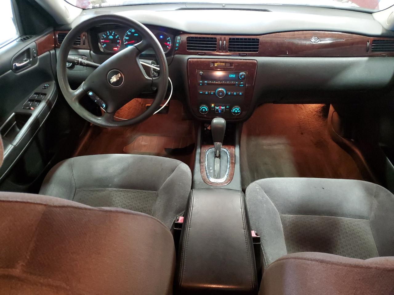 2008 Chevrolet Impala - Image 8