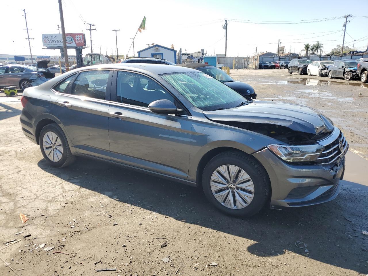 2019 Volkswagen Jetta - Image 4
