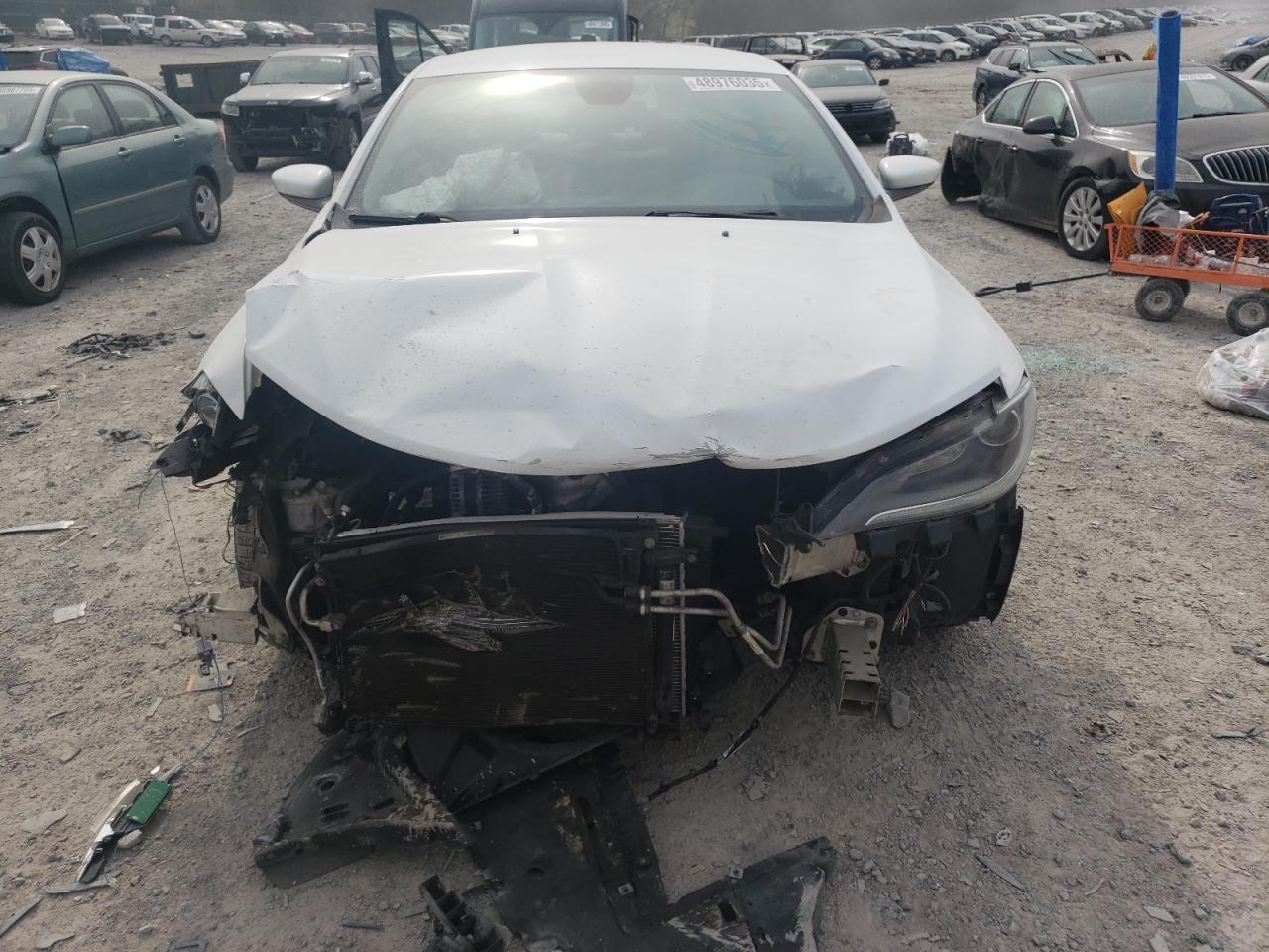 2016 Chrysler 200 - Image 5