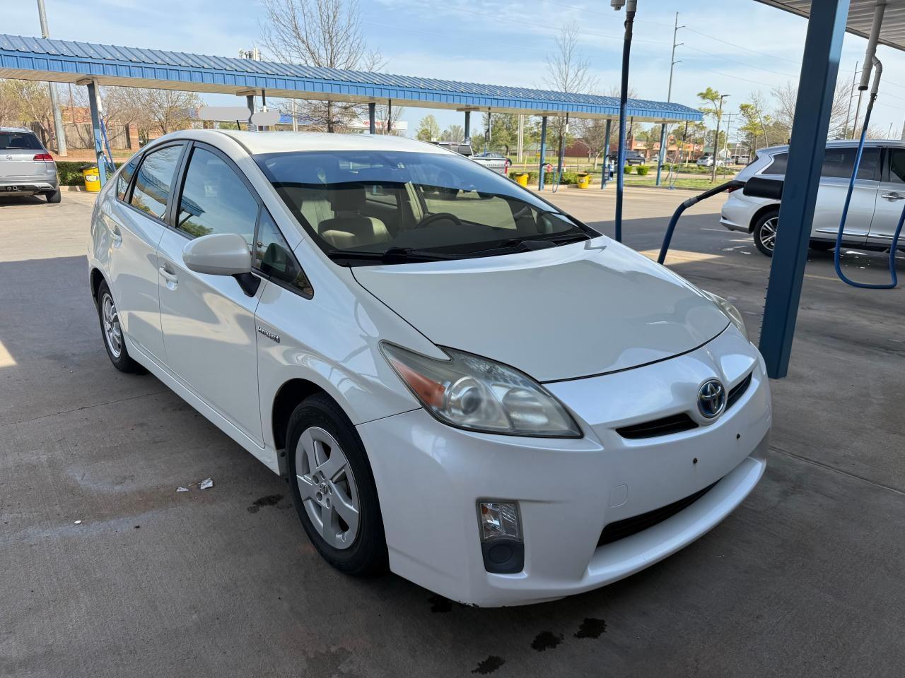 2010 Toyota Prius for Sale in Oklahoma City, OK - Minor Dent/Scratches