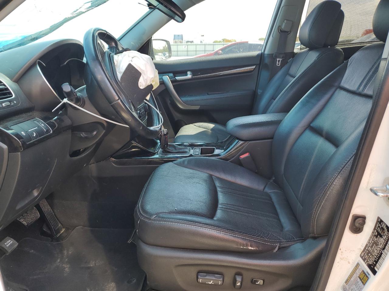2015 Kia Sorento - Image 7