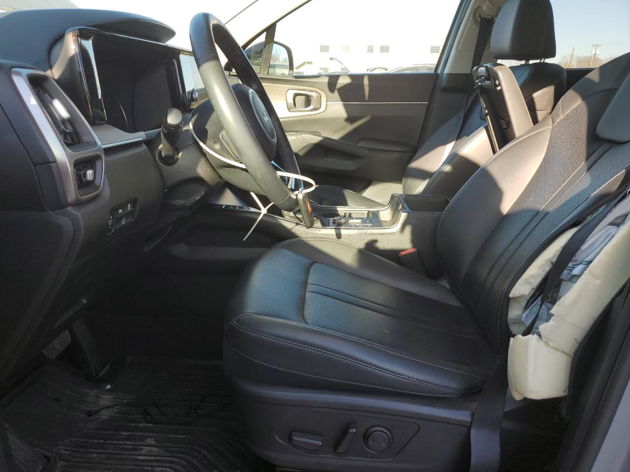 2023 Kia Sorento - Image 7