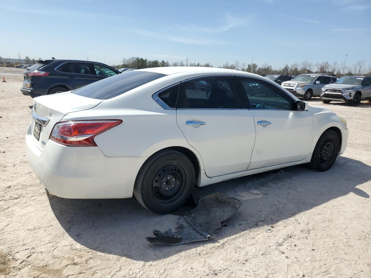 2013 Nissan Altima - Image 3