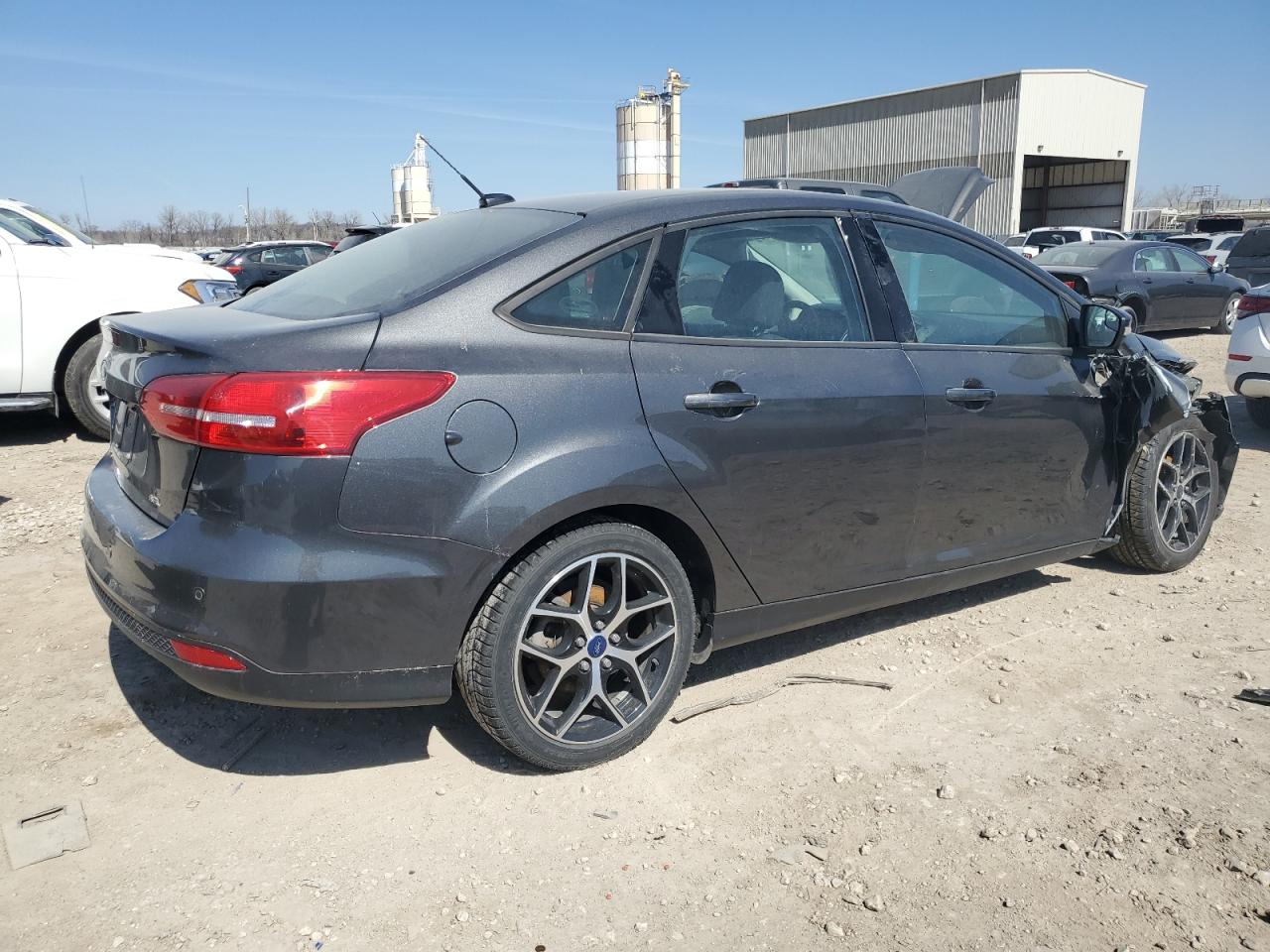 1FADP3H21HL254417 FORD FOCUS 2017